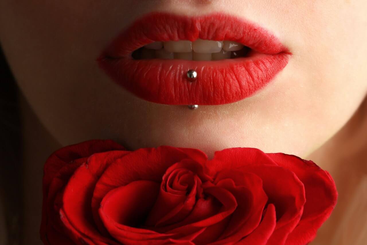 How do you keep your makeup from transferring when kissing