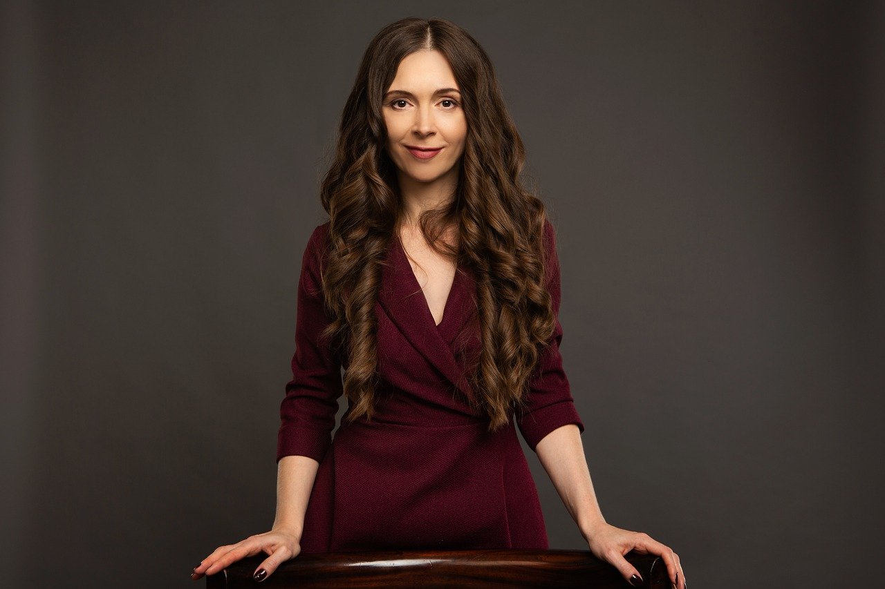 Why is your hair thinner on one side of your head?