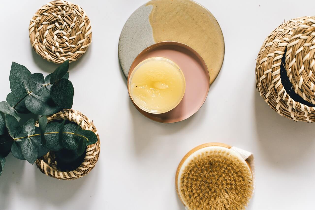 Do you put BB cream on before concealer?