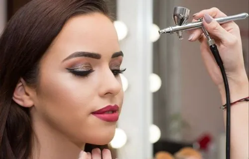 Professional Airbrush Makeup Kit: What to Look for in High-Quality Gear