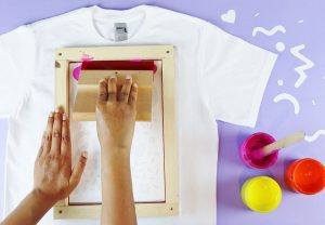 Print Bar Magic: Turning Ideas into Wearable Art with T-Shirt Printing
