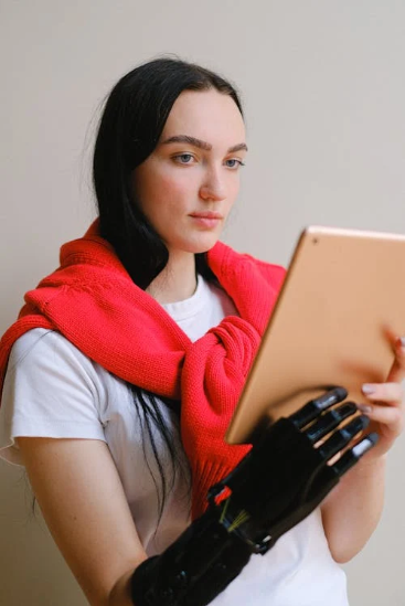AI Agents in Beauty: How Technology is Personalizing Skincare and Fashion